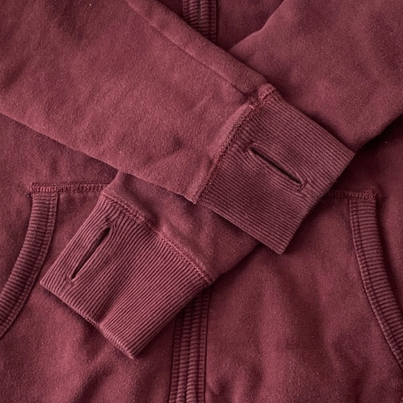 Maroon Roots Zip Up Sweater - Picture 3 of 4